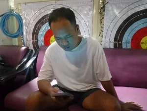 Gambar pasien memesan layanan fisioterapi ke rumah 