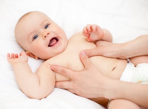 fisioterapi baby massage