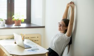stretching untuk karyawan