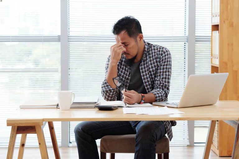 fisiohome manajemen stress, pemicu dan cara mengatasinya